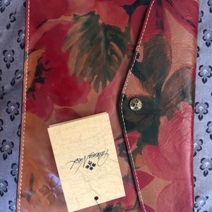 Patricia Nash ‘Midi’ Tech Portfolio for iPad